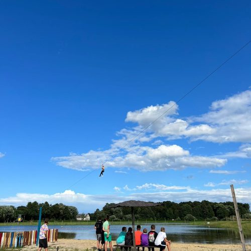 b56363e1-49de-4058-aa0d-38b0769a4502